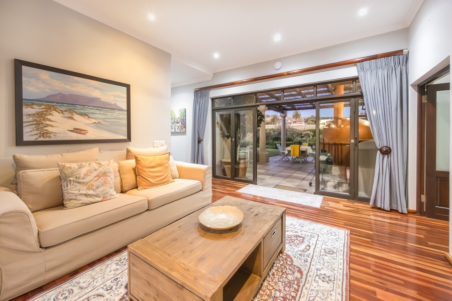 4 Bedroom Property for Sale in Klein Zevenwacht Western Cape